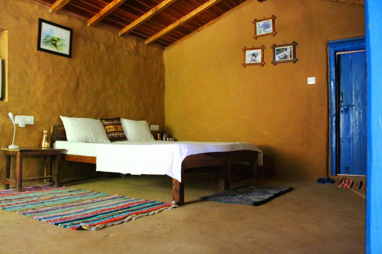 Camp Hornbill Corbett Hotell Rāmnagar Exteriör bild