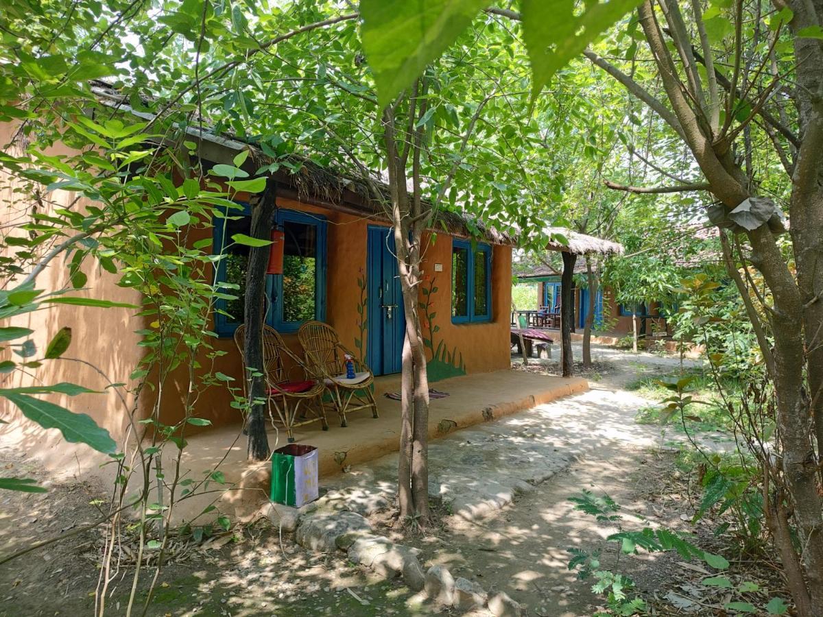 Camp Hornbill Corbett Hotell Rāmnagar Exteriör bild