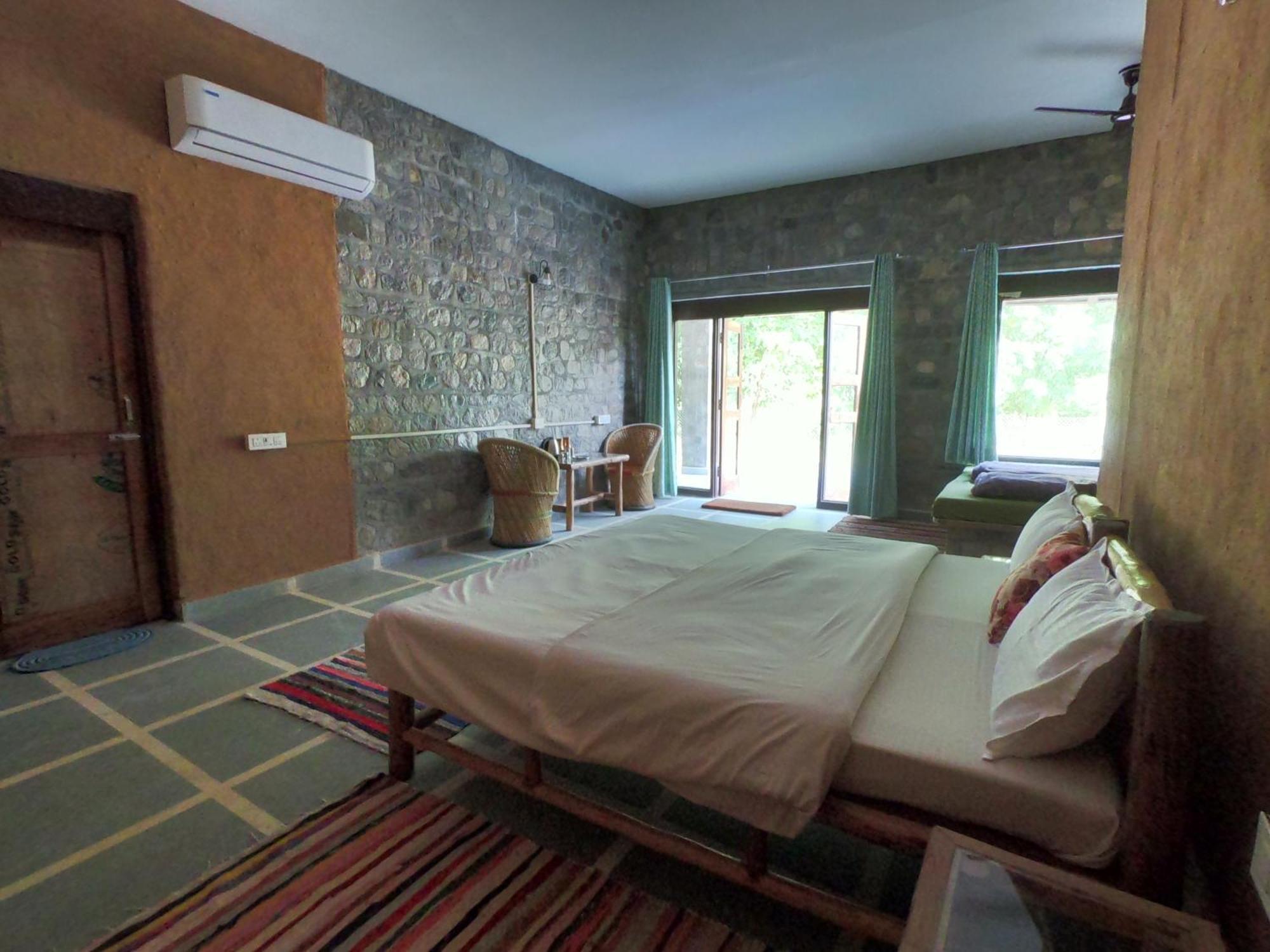 Camp Hornbill Corbett Hotell Rāmnagar Exteriör bild