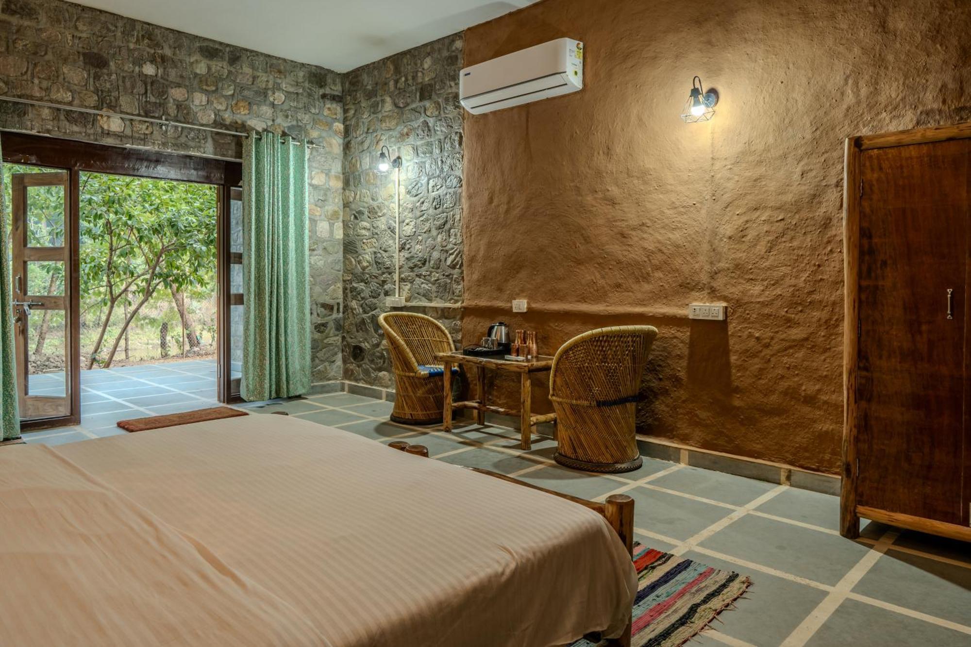 Camp Hornbill Corbett Hotell Rāmnagar Exteriör bild
