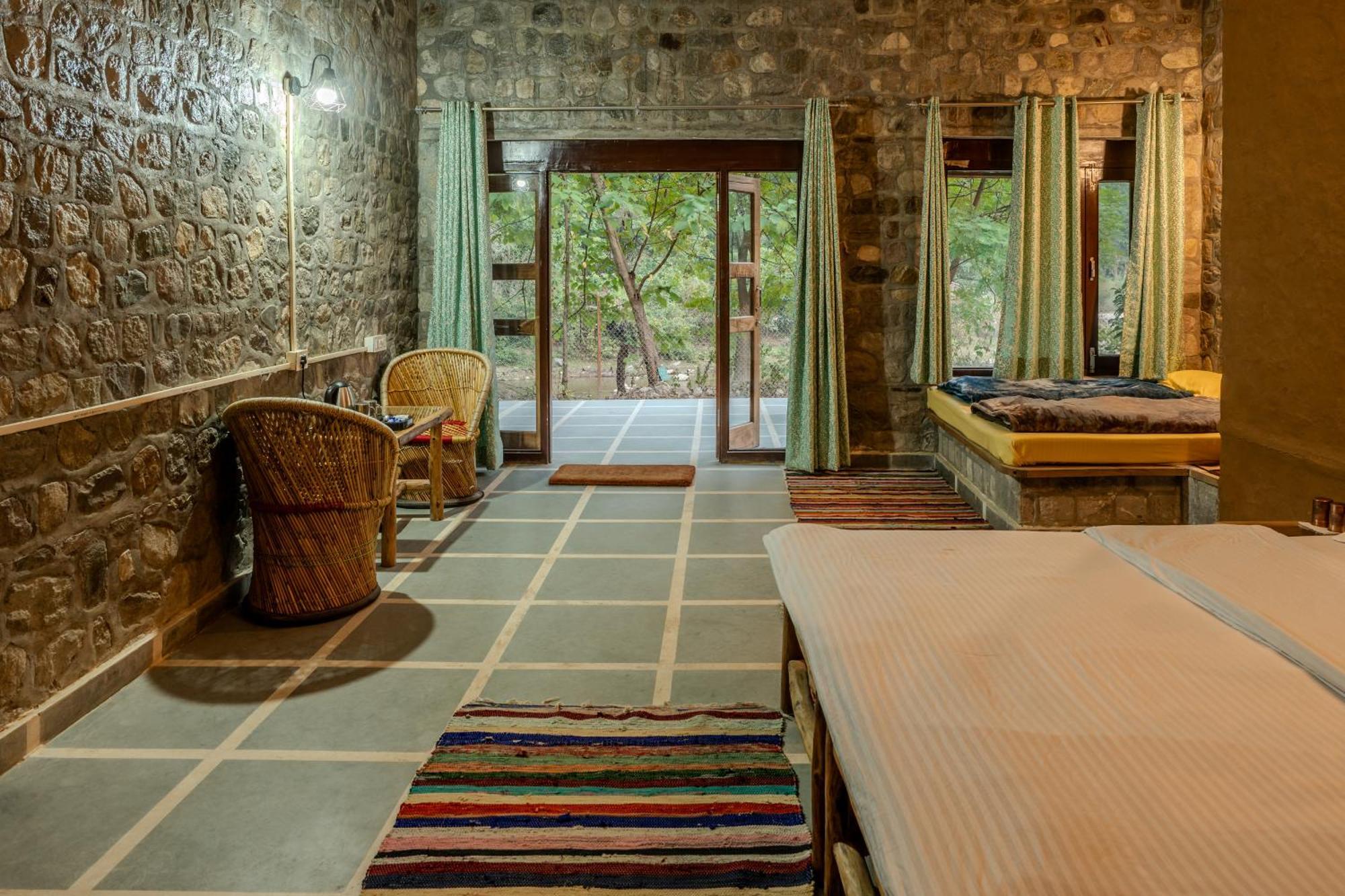 Camp Hornbill Corbett Hotell Rāmnagar Exteriör bild